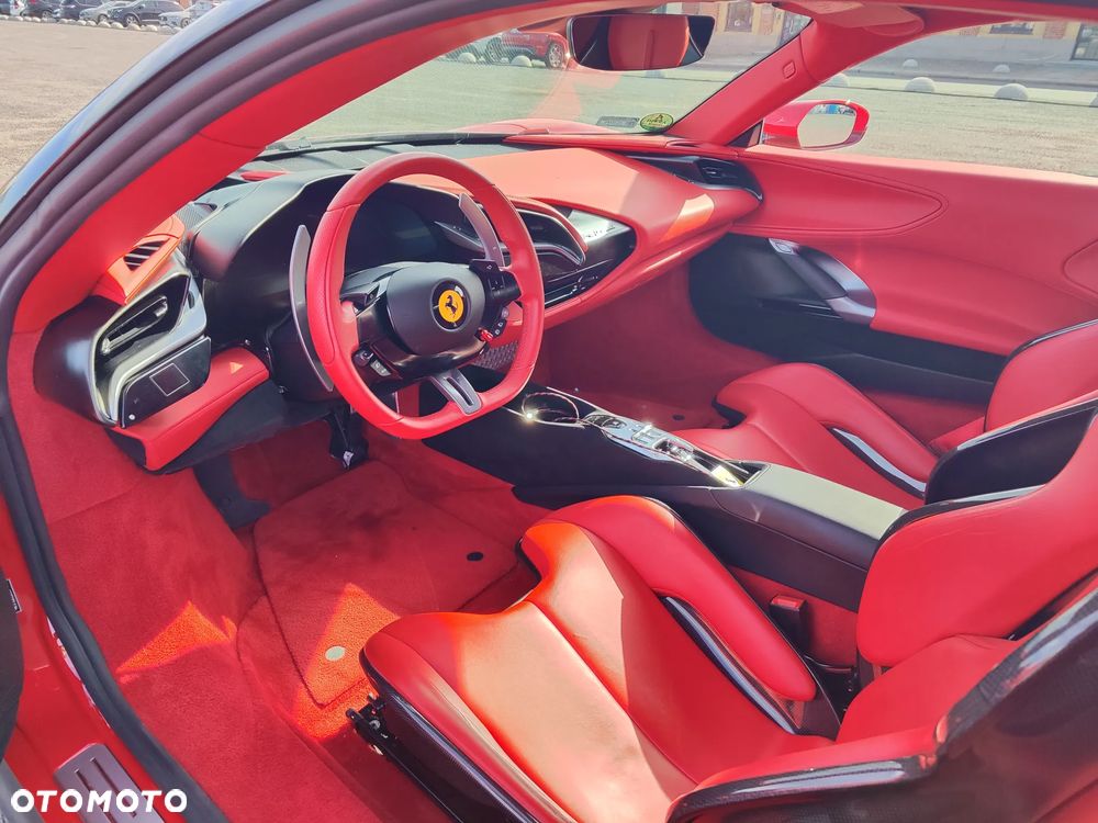 Ferrari SF90 Stradale - 20