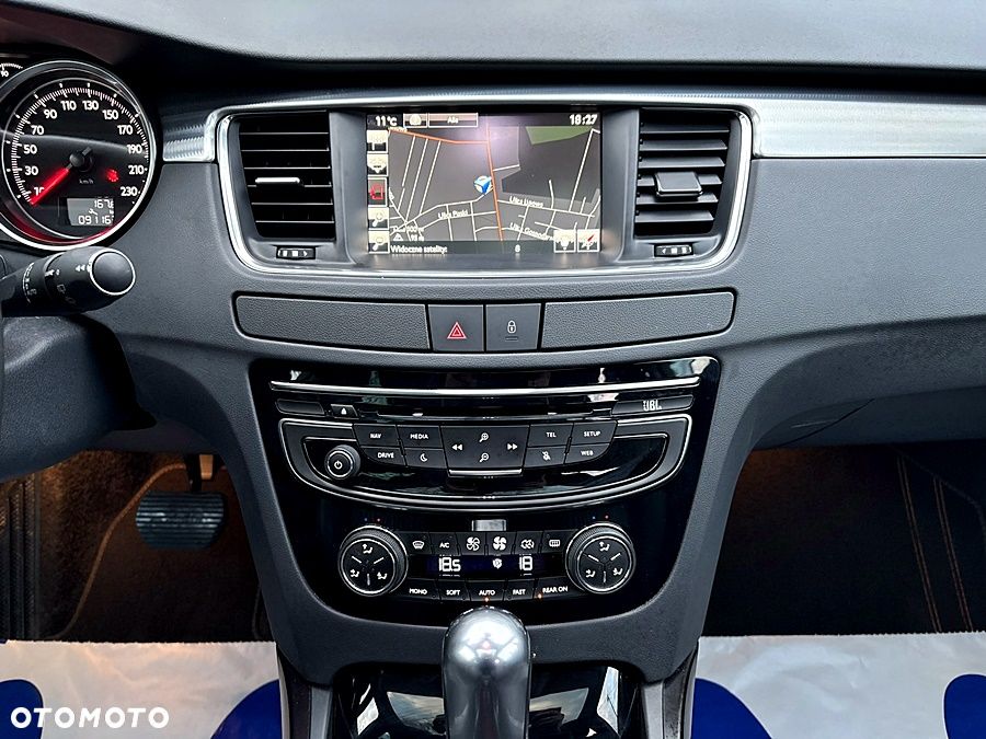 Peugeot 508 RXH BlueHDi 180 EAT6 Stop&Start - 29