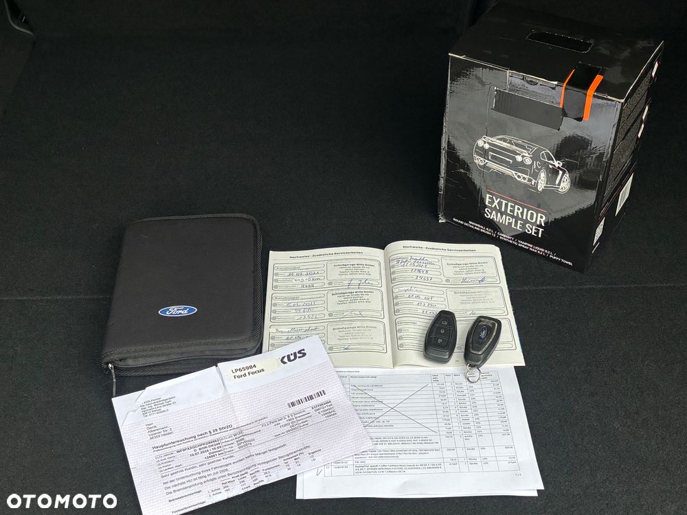 Ford Focus 1.5 EcoBlue Start-Stopp-System ST-LINE VIGNALE - 6
