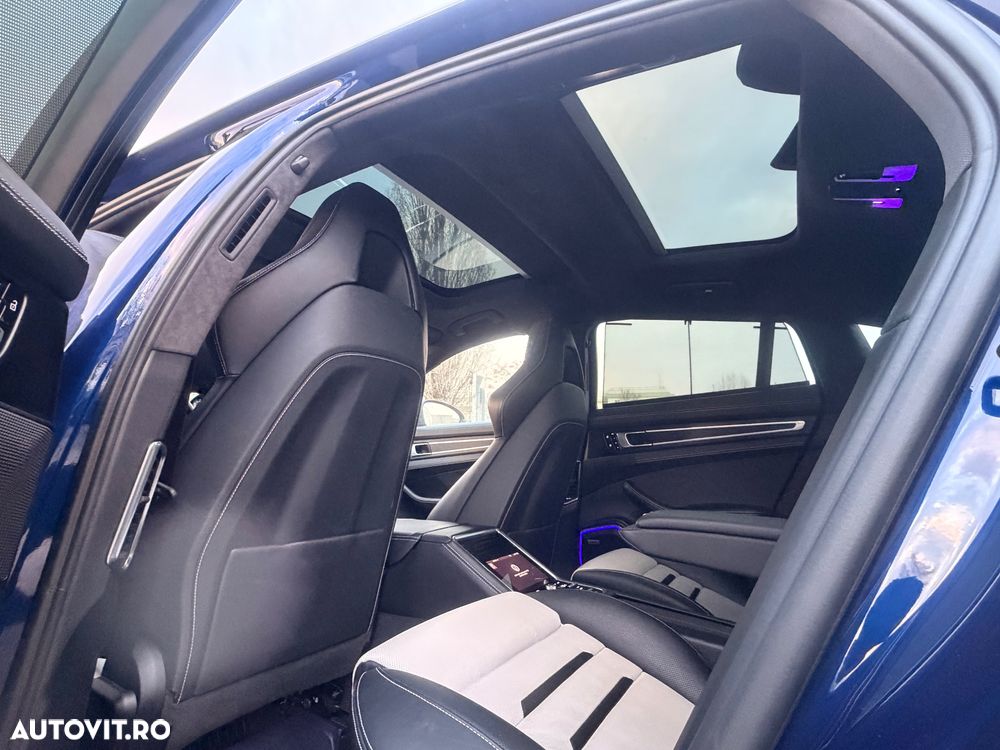 Porsche Panamera - 8