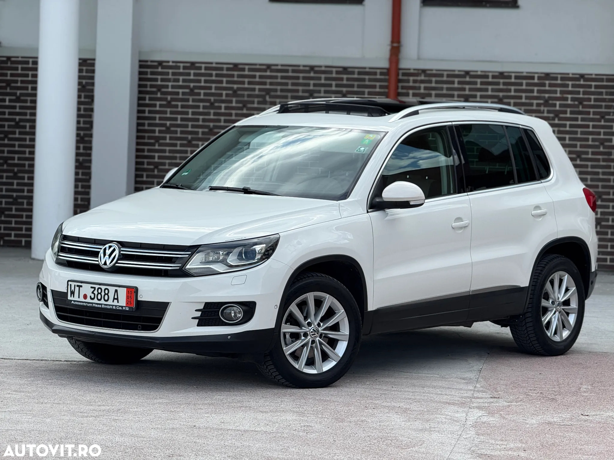 Volkswagen Tiguan 2.0 TDI DPF 4Motion BlueMotion Technology DSG Cup Sport & Style - 5