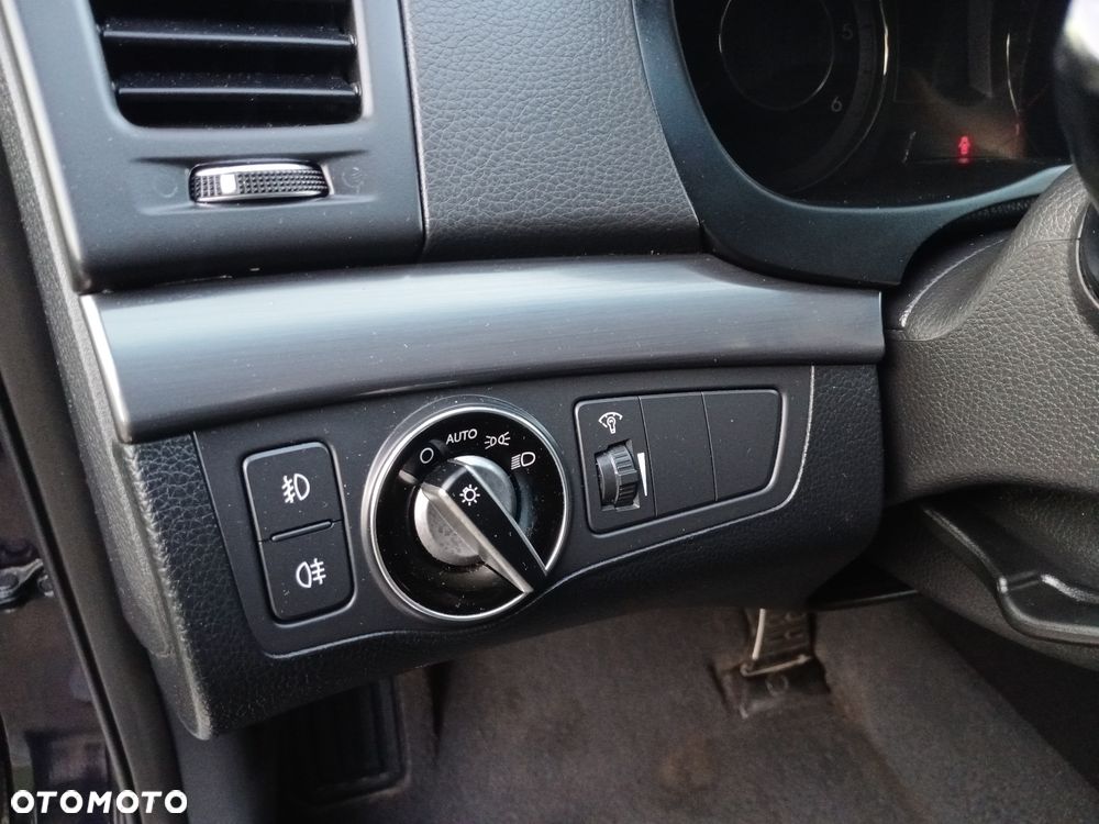 Hyundai i40 i40cw 1.7 CRDi Fifa World Cup Edition - 12