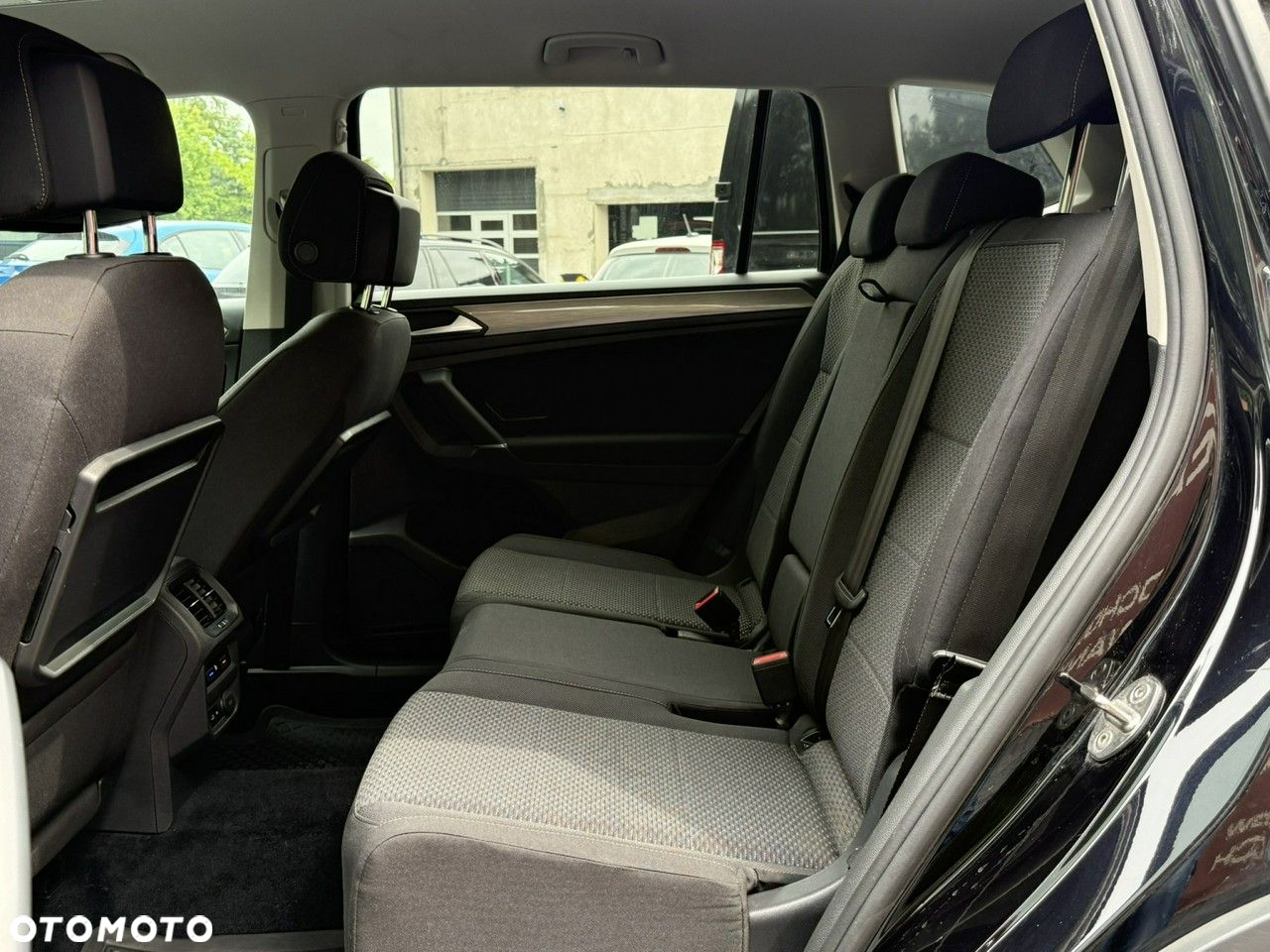 Volkswagen Tiguan Allspace - 14