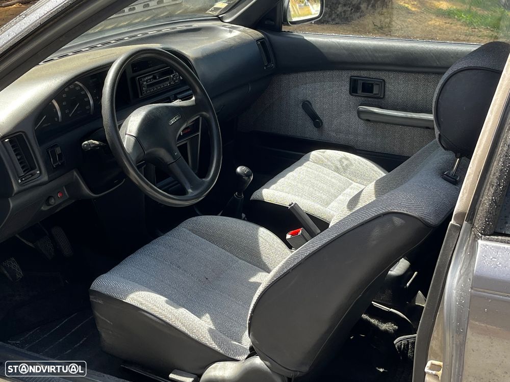Toyota Corolla Liftback 1.3 - 6