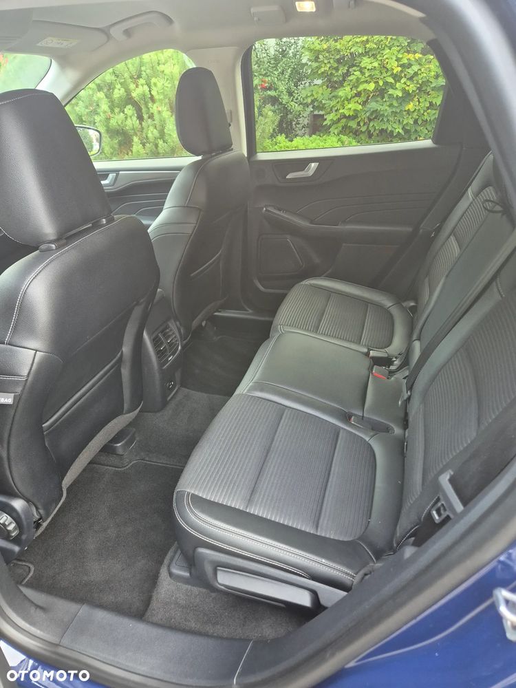 Ford Kuga 2.0 EcoBlue AWD Titanium X - 24