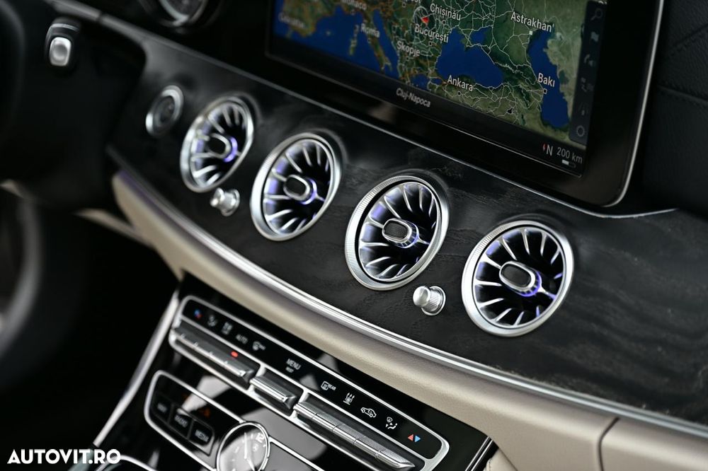 Mercedes-Benz E - 19