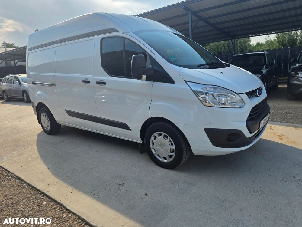 Ford TRANSIT CUSTOM - 3