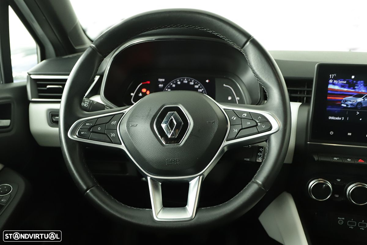 Renault Clio - 15