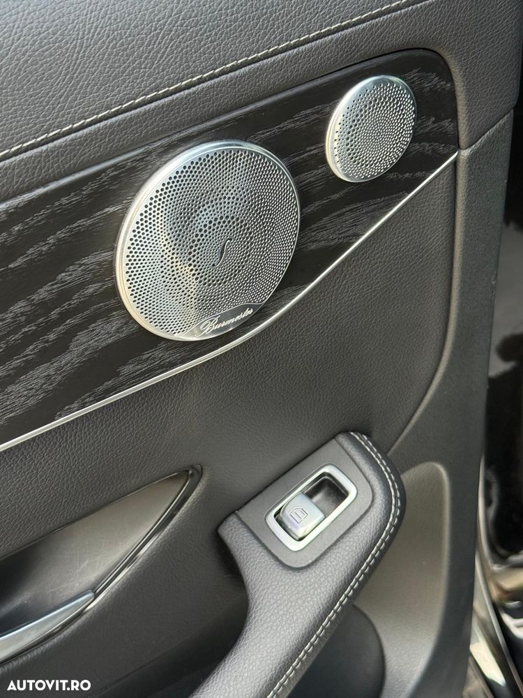 Mercedes-Benz GLC 300 d 4MATIC - 12