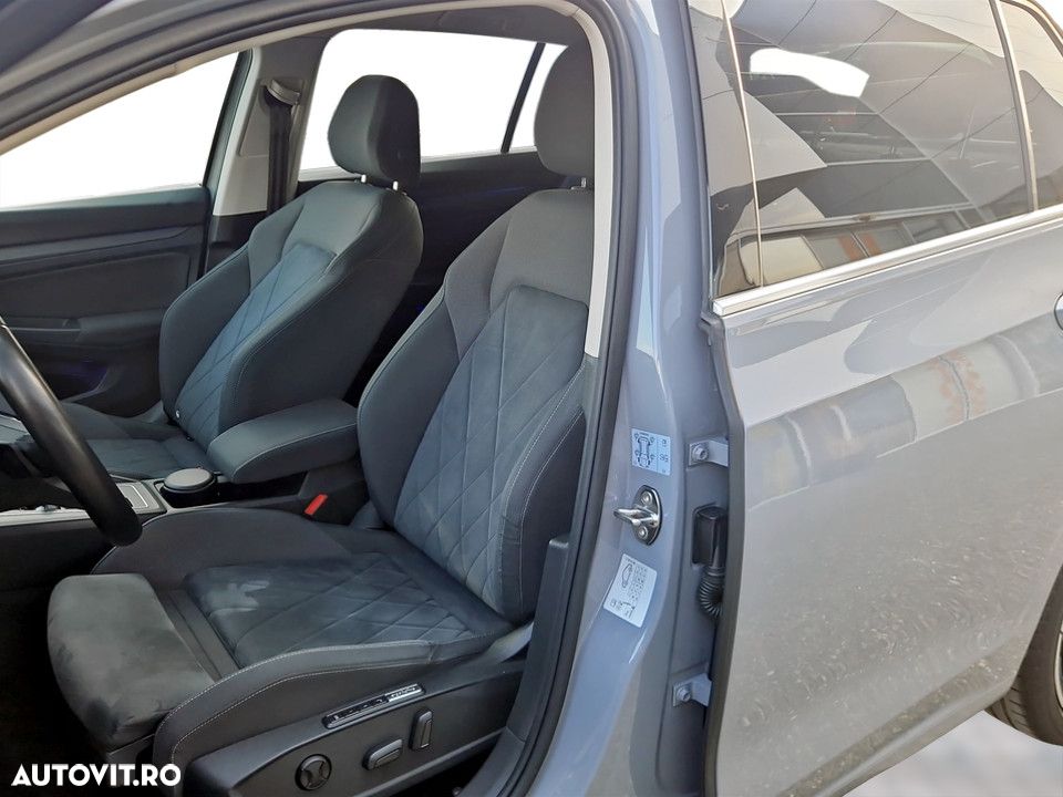 Volkswagen Golf 1.5 eTSI ACT DSG MHEV Style - 12