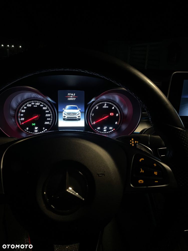 Mercedes-Benz GLC 220 d 4-Matic - 2