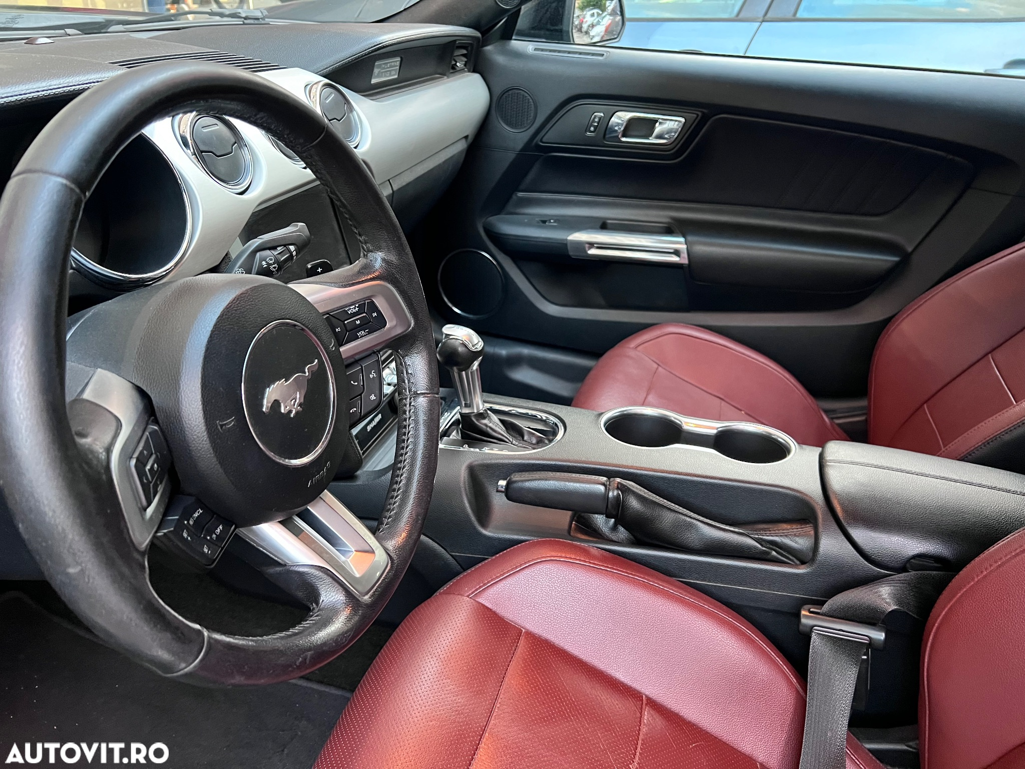 Ford Mustang 2.3 EcoBoost Aut. - 12