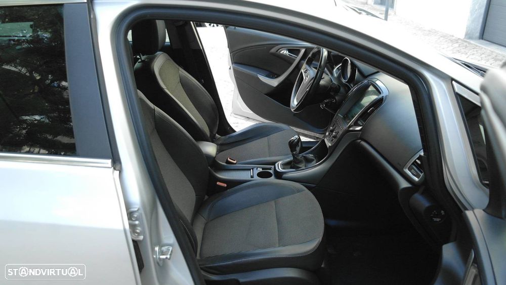 Opel Astra Sports Tourer 1.7 CDTi Cosmo S/S - 27