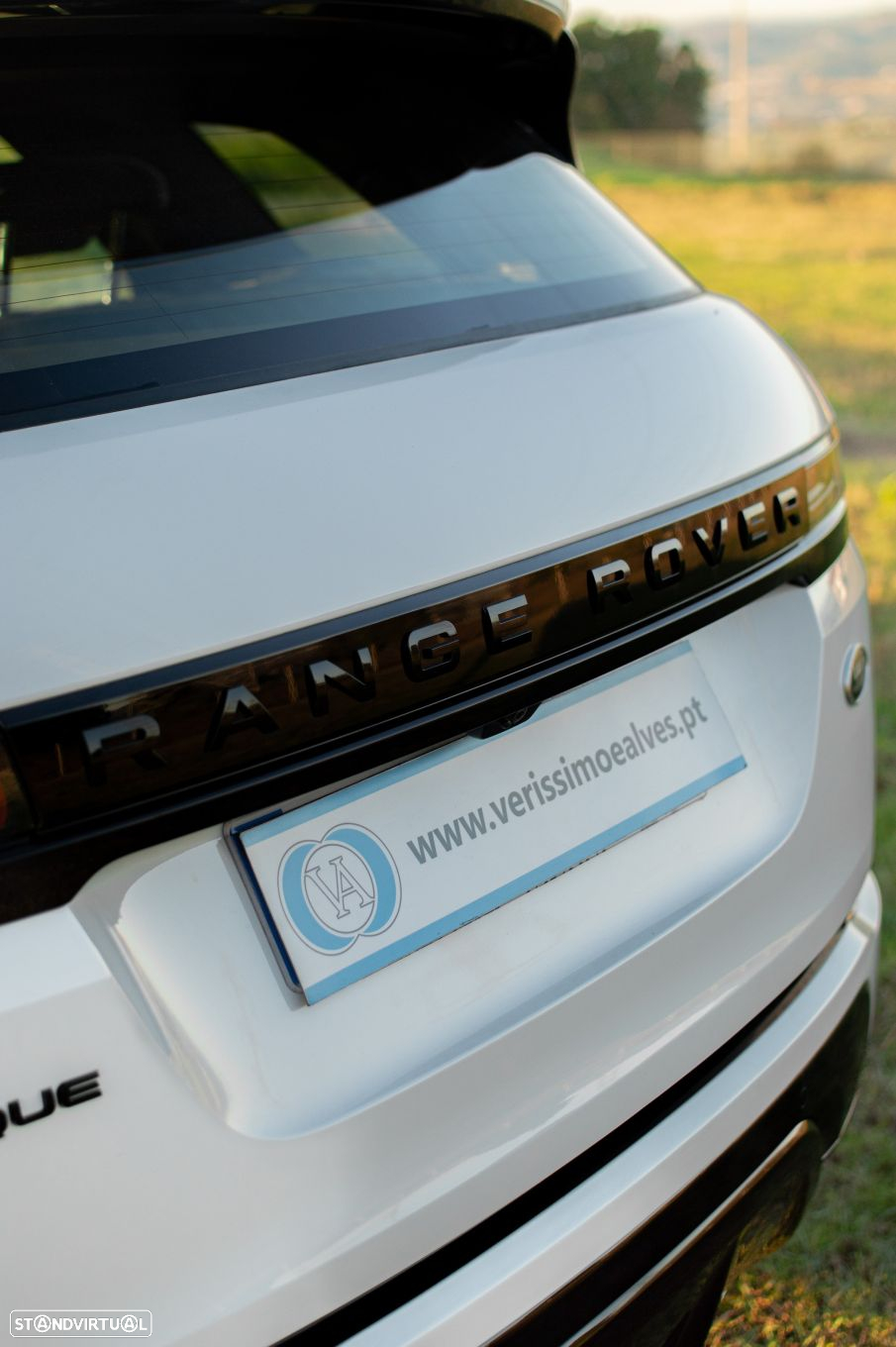 Land Rover Range Rover Evoque 2.0 D150 AWD R-Dynamic Auto - 11
