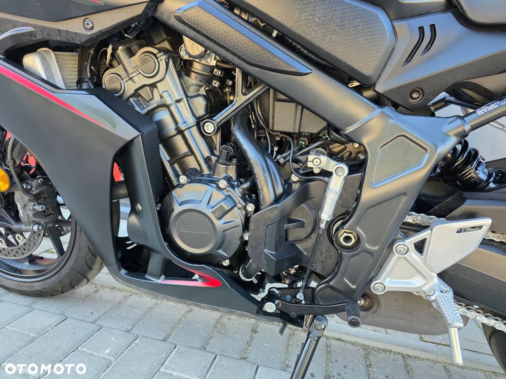 Honda CBR - 12