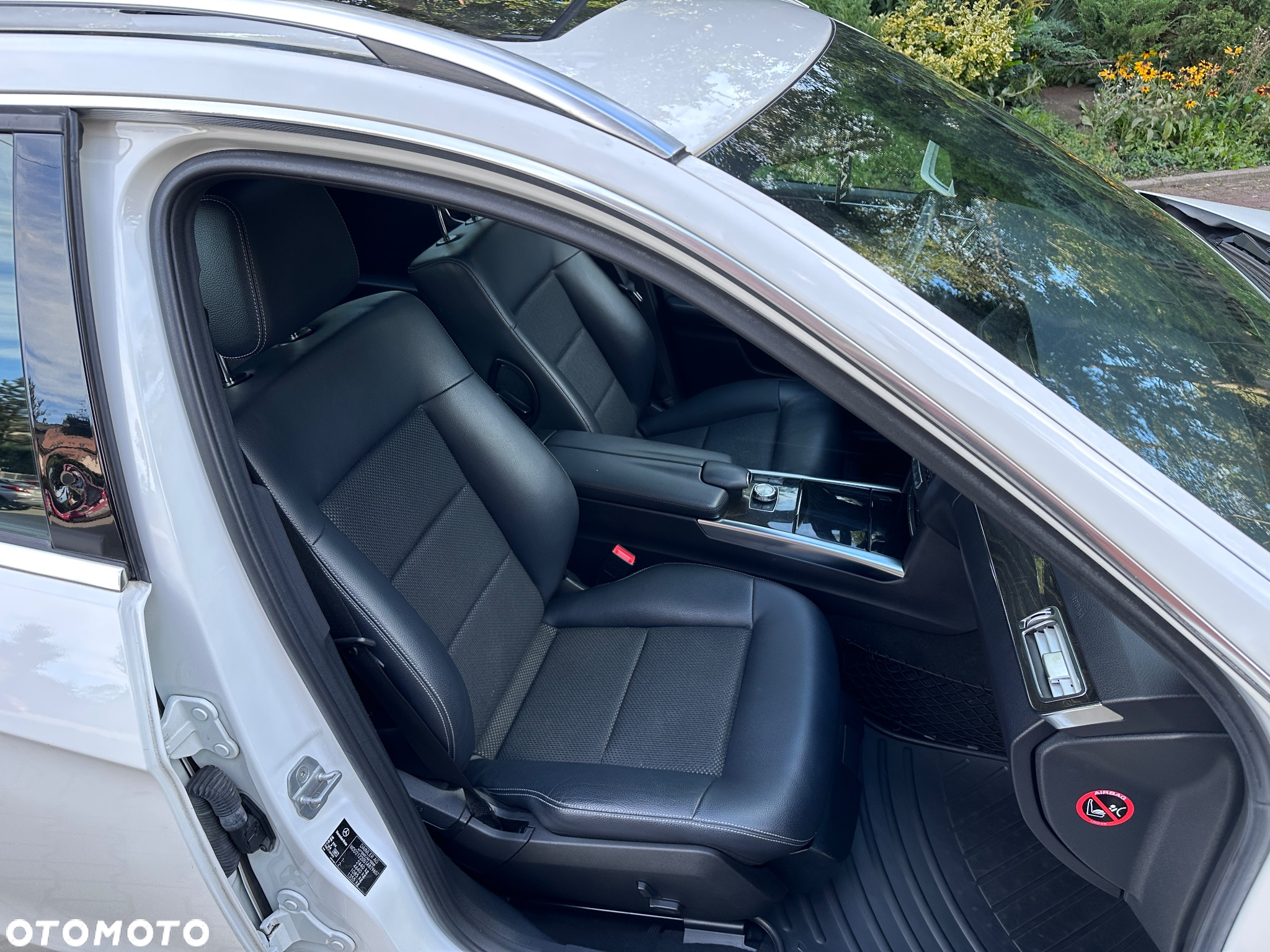 Mercedes-Benz Klasa E 200 CDI 7G-TRONIC - 30