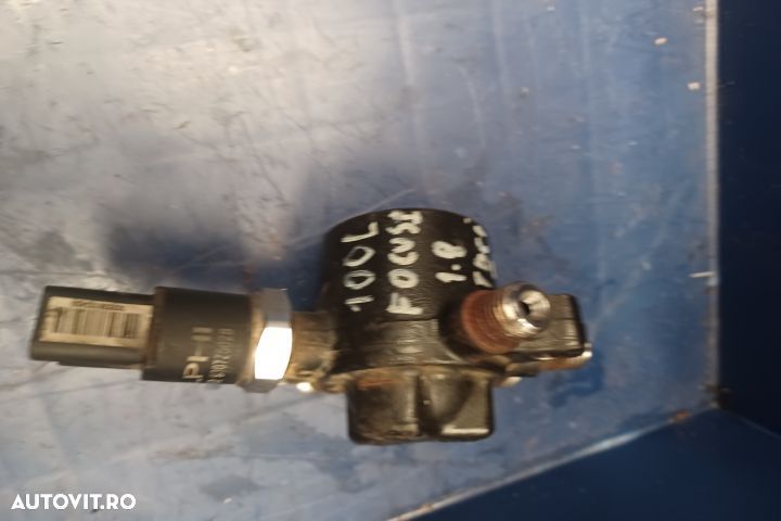 Rampa injectoare R9144Z020B Ford Focus 1 [1998 - 2004] wagon 5-usi 1. - 6