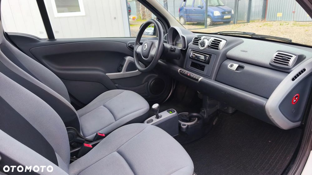 Smart Fortwo softouch black&white limited micro hybrid drive - 20