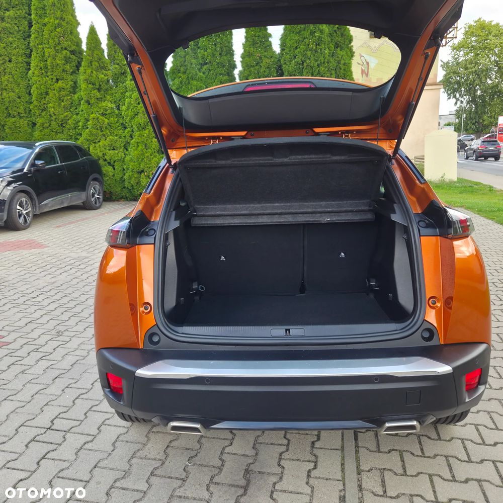 Peugeot 2008 - 9