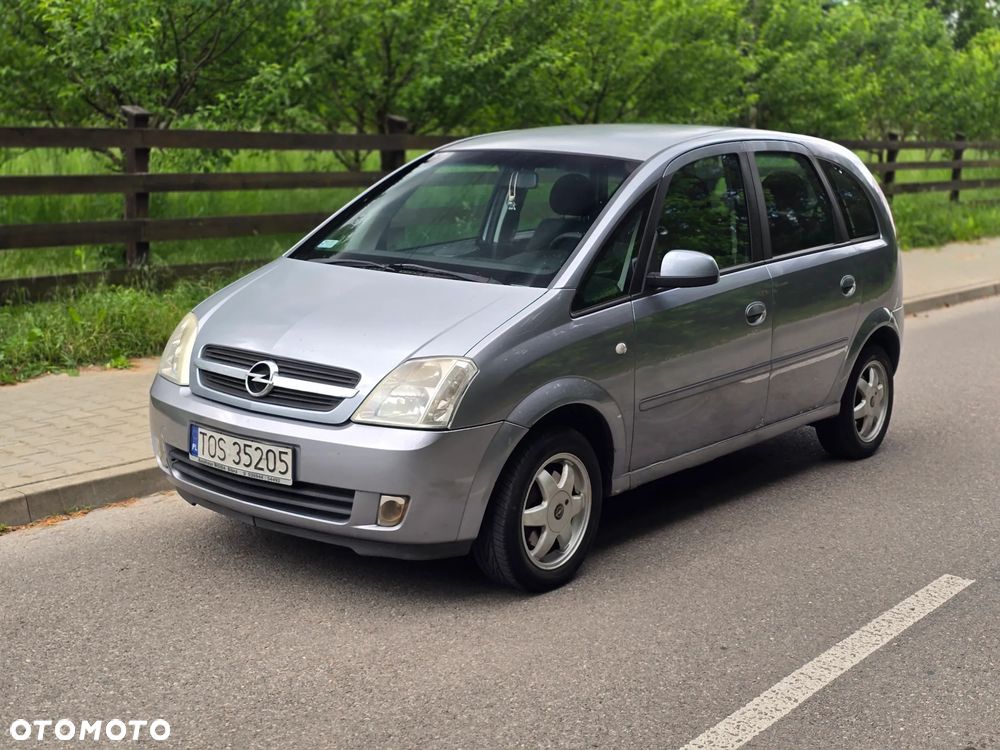 Opel Meriva 1.6 16V Cosmo - 10
