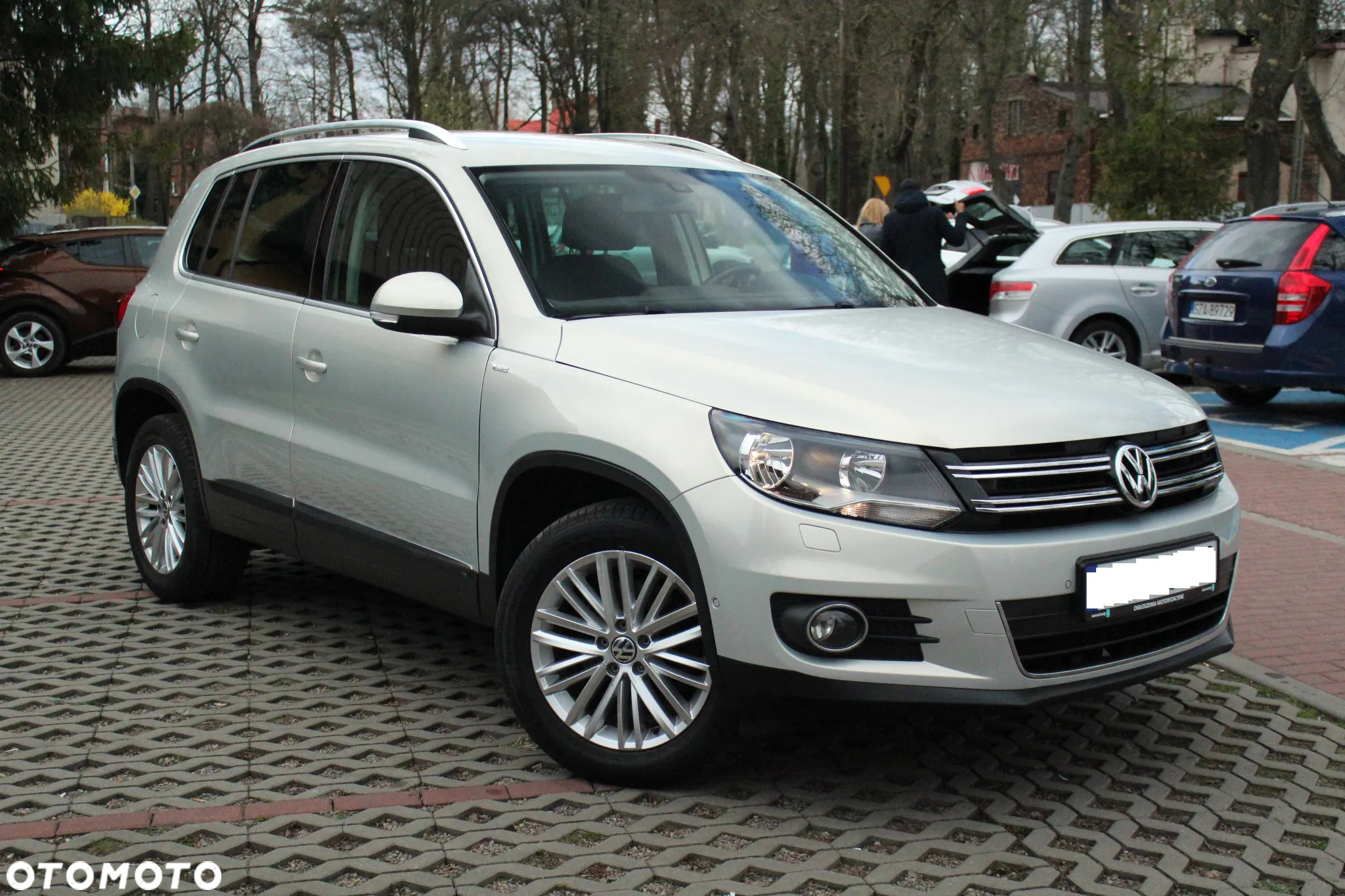 Volkswagen Tiguan 2.0 TDI DPF BlueMotion Technology Cup Sport & Style - 5