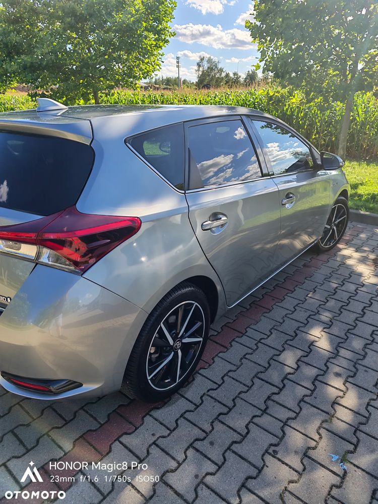 Toyota Auris - 4