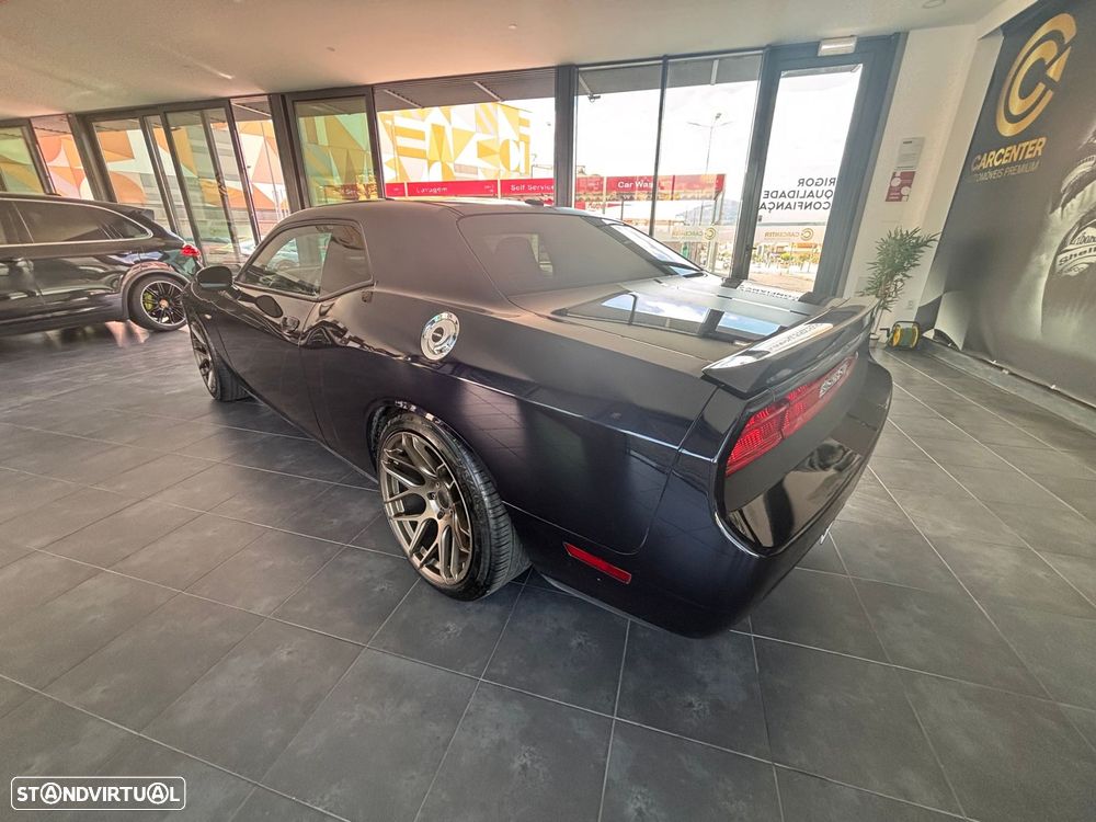Dodge Challenger — fotografia 12