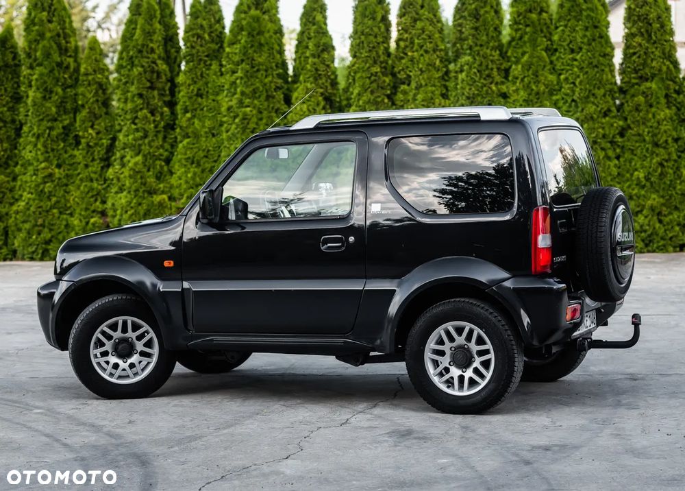 Suzuki Jimny Black&White - 9