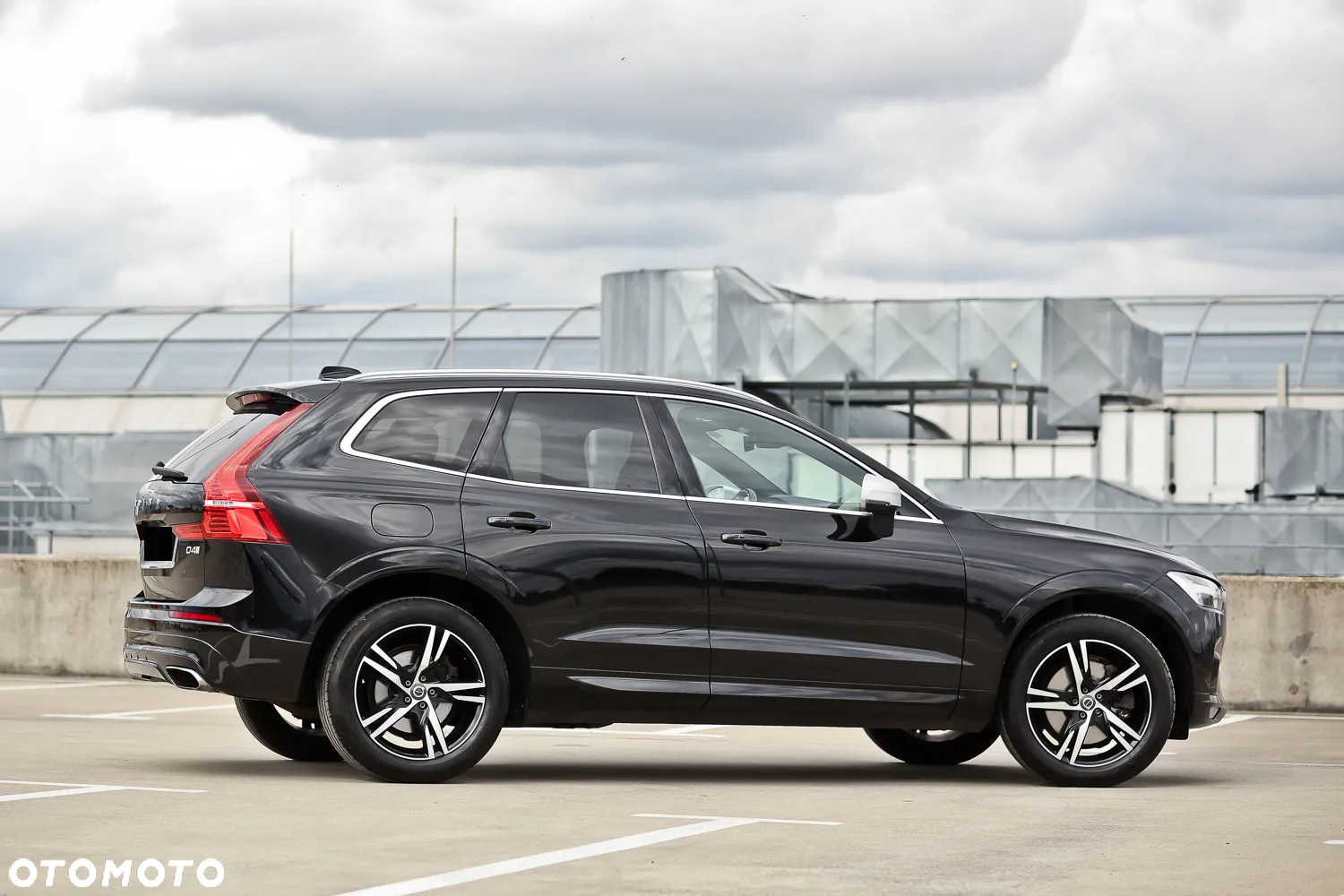 Volvo XC 60 D4 SCR AWD R-Design - 17