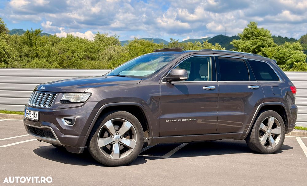 Jeep Grand Cherokee - 13