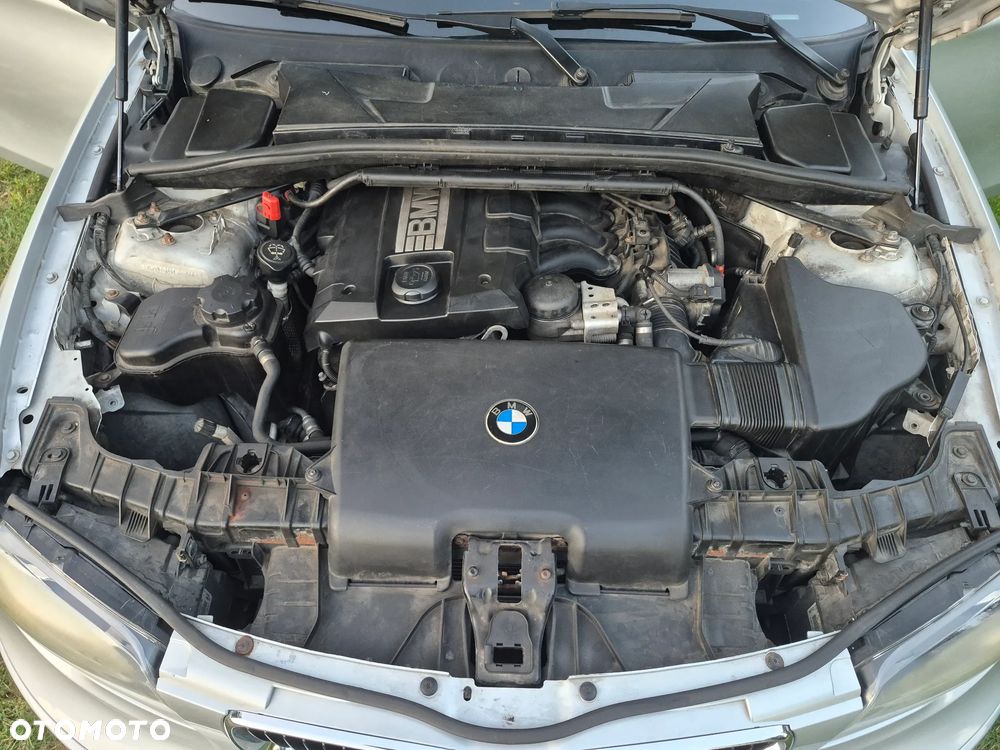 BMW Seria 1 118i - 14