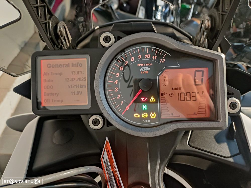 KTM Adventure 1090 R - 2