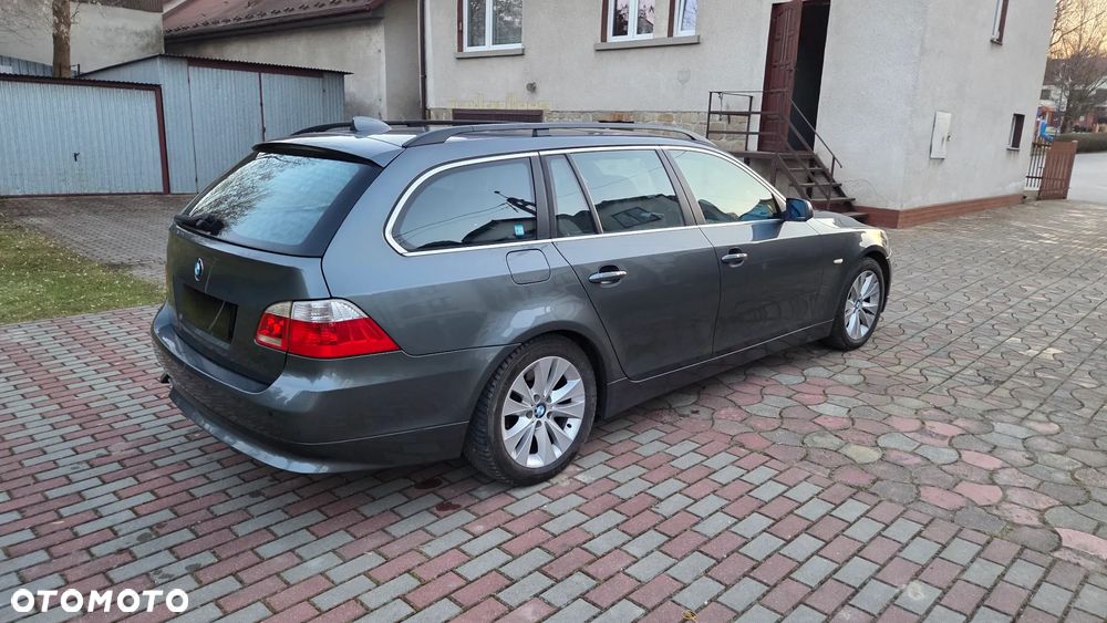 BMW Seria 5 - 16