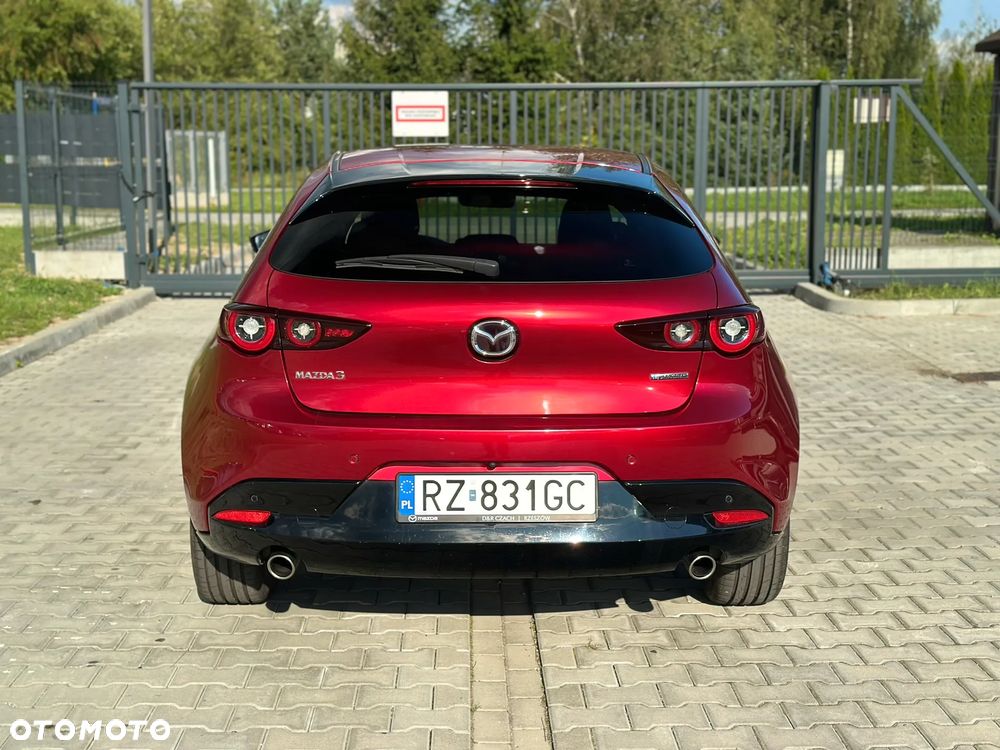 Mazda 3 - 4