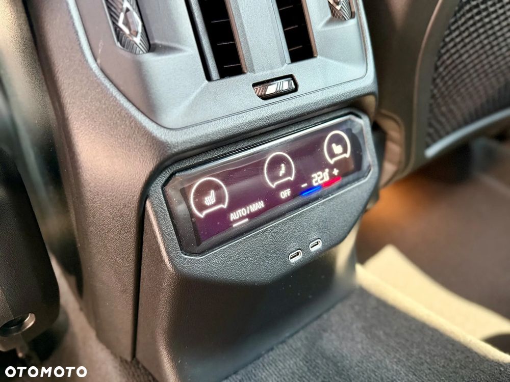 BMW X3 xM50 mHEV - 10