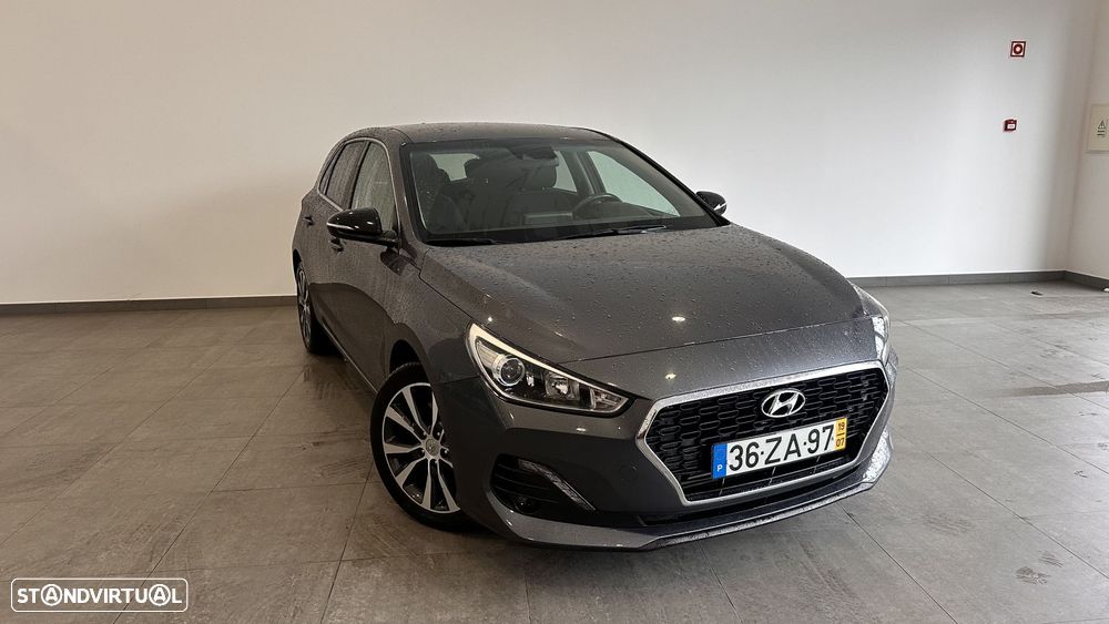 Hyundai i30 1.6 CRDI STyle Plus 7DCT - 16