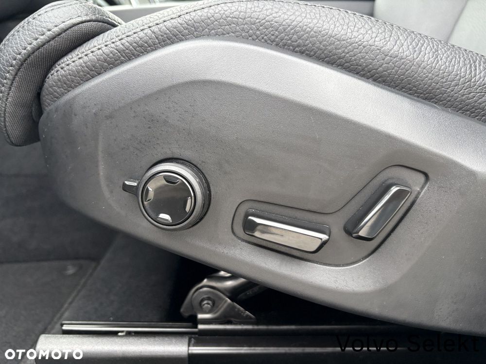 Volvo XC 60 - 13