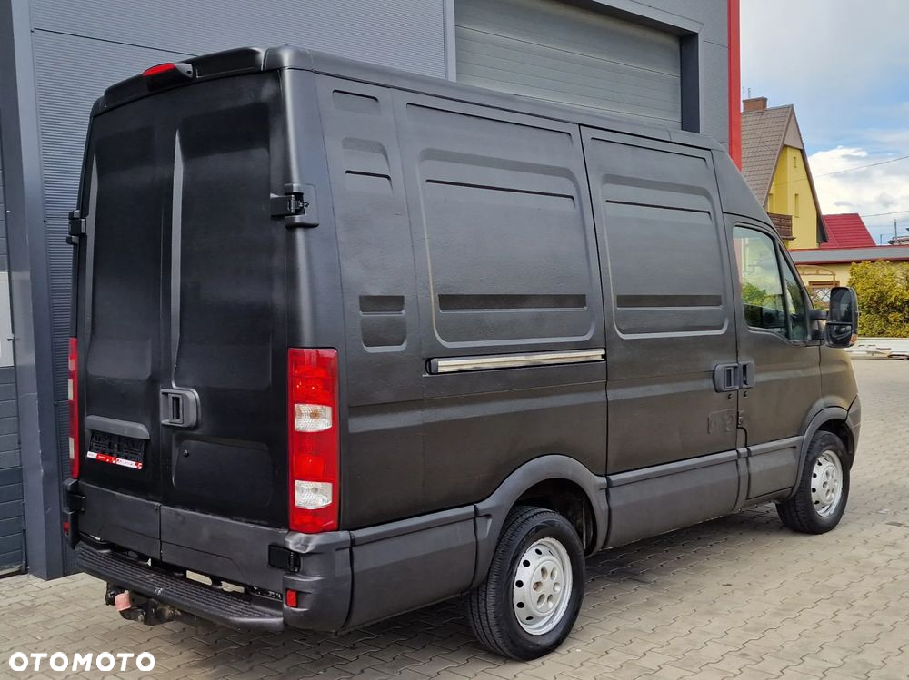 Iveco Daily 35S11V - 11