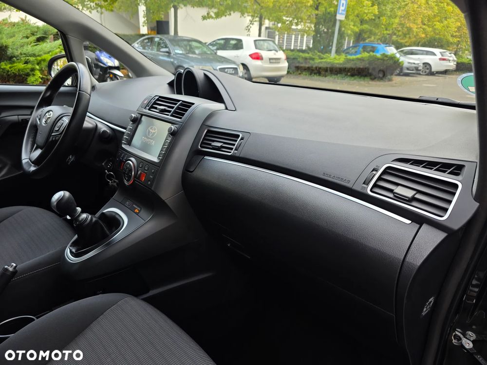 Toyota Verso - 26