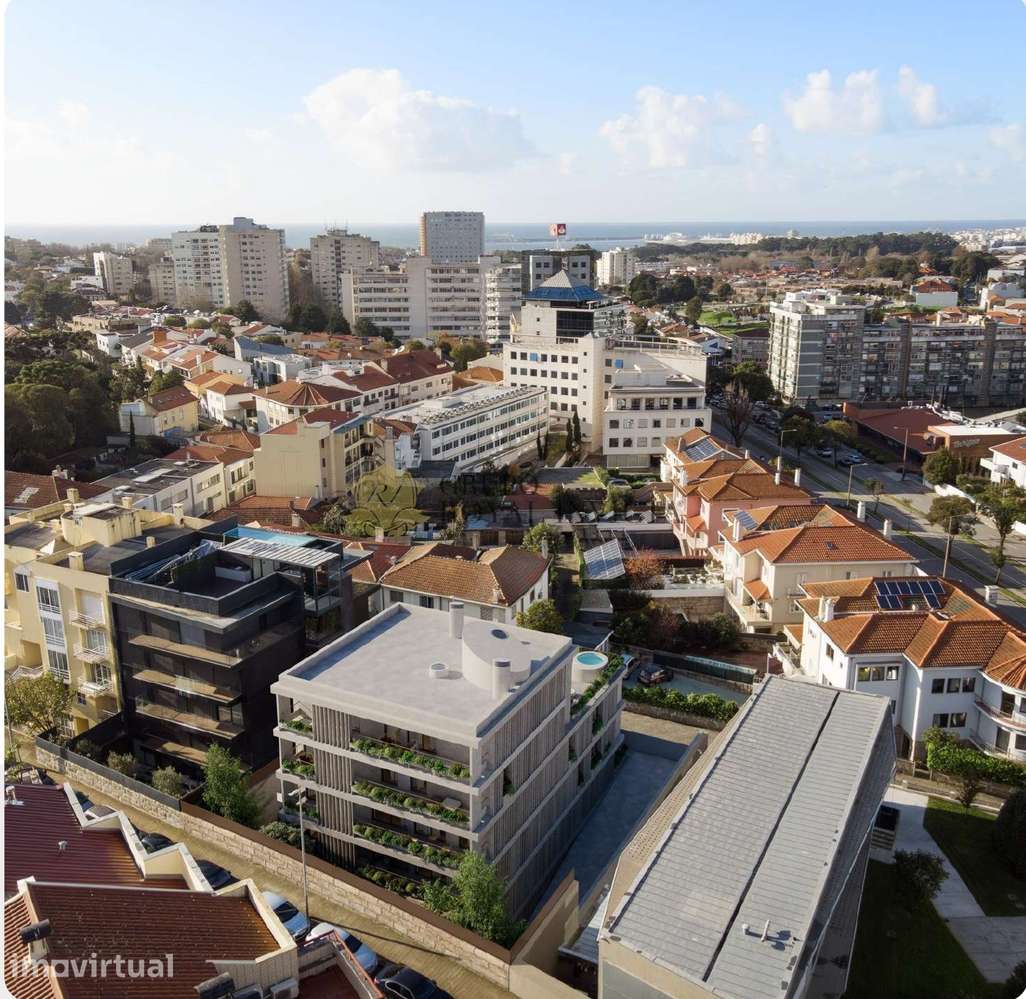 Penthouse T4 Duplex com Jacuzzi Privativo e Terraço em Lordelo do Ouro - Grande imagem: 5/13