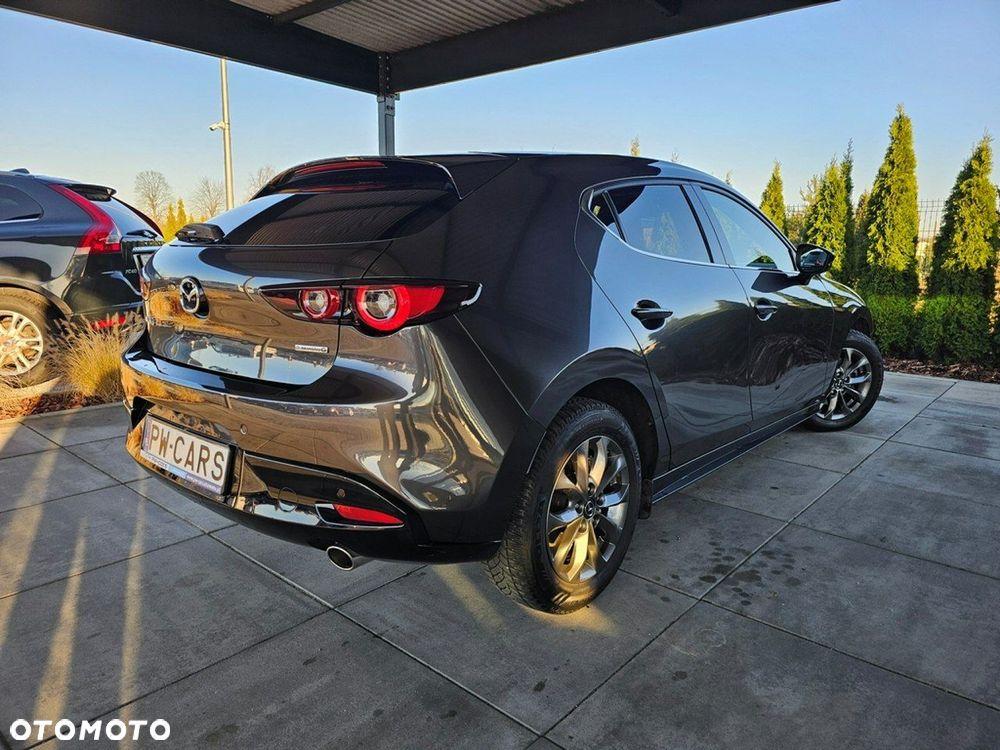 Mazda 3 - 4