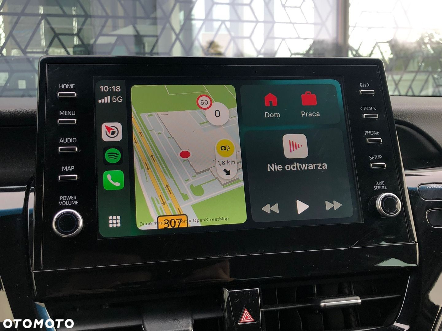 Toyota Camry - 14