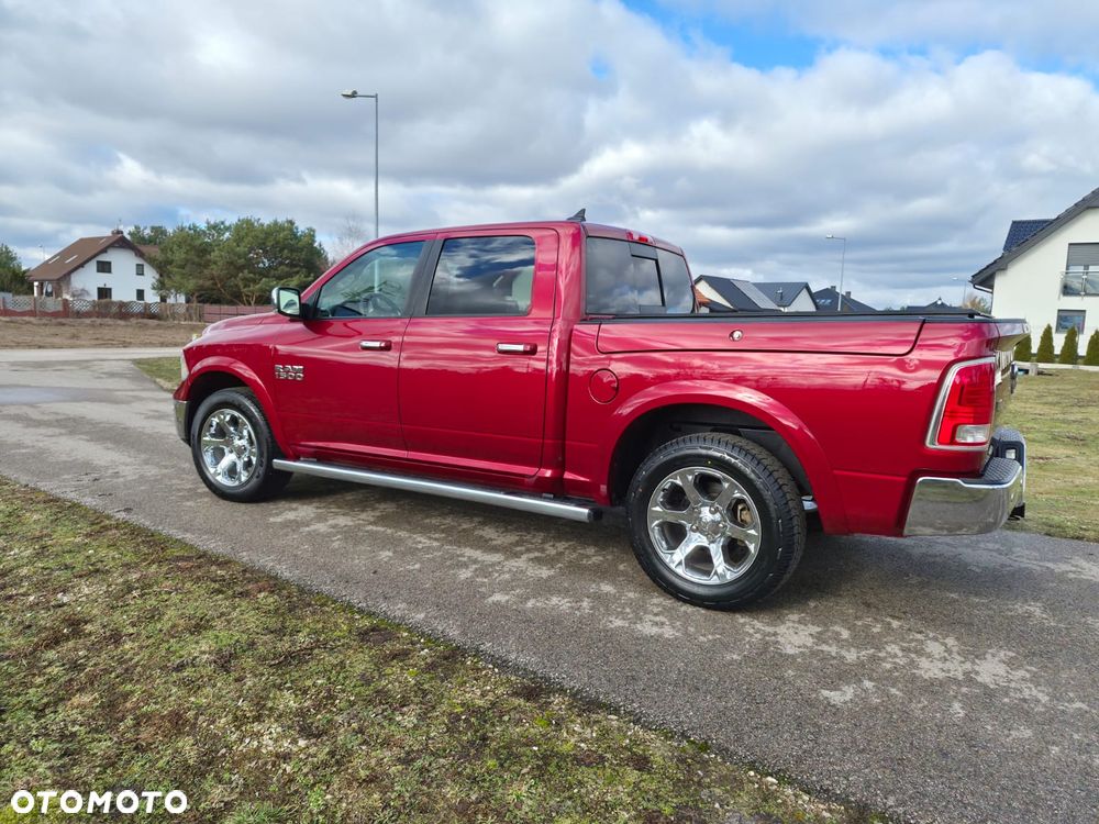 RAM 1500 Crew Cab Laramie - 3