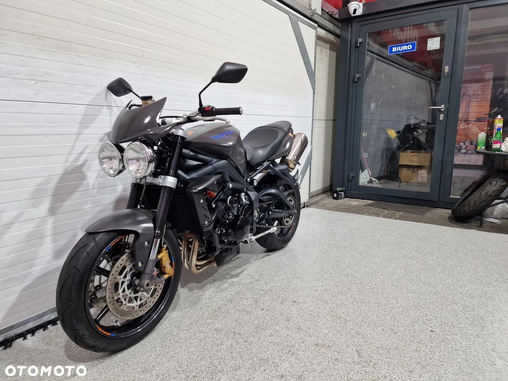 Triumph Street Triple - 2
