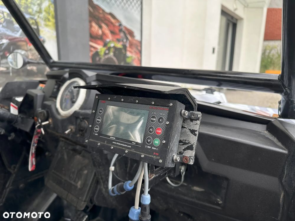 Polaris RZR - 11