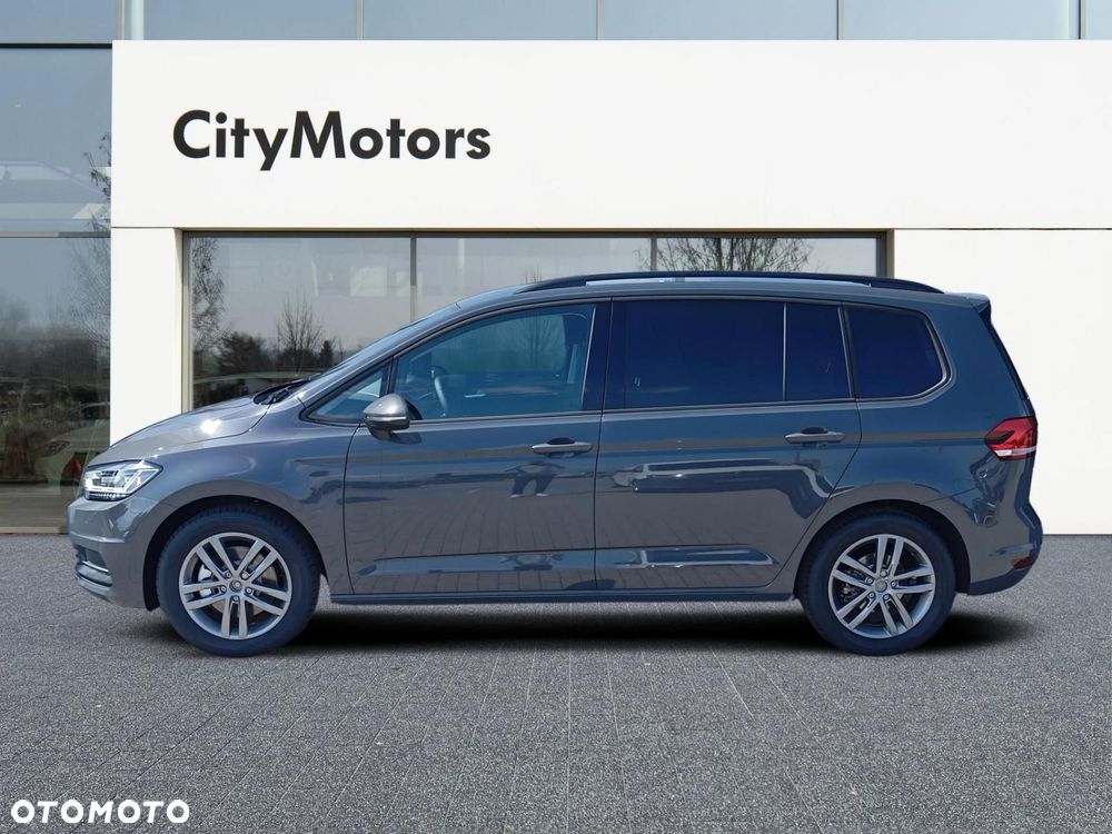 Volkswagen Touran - 9