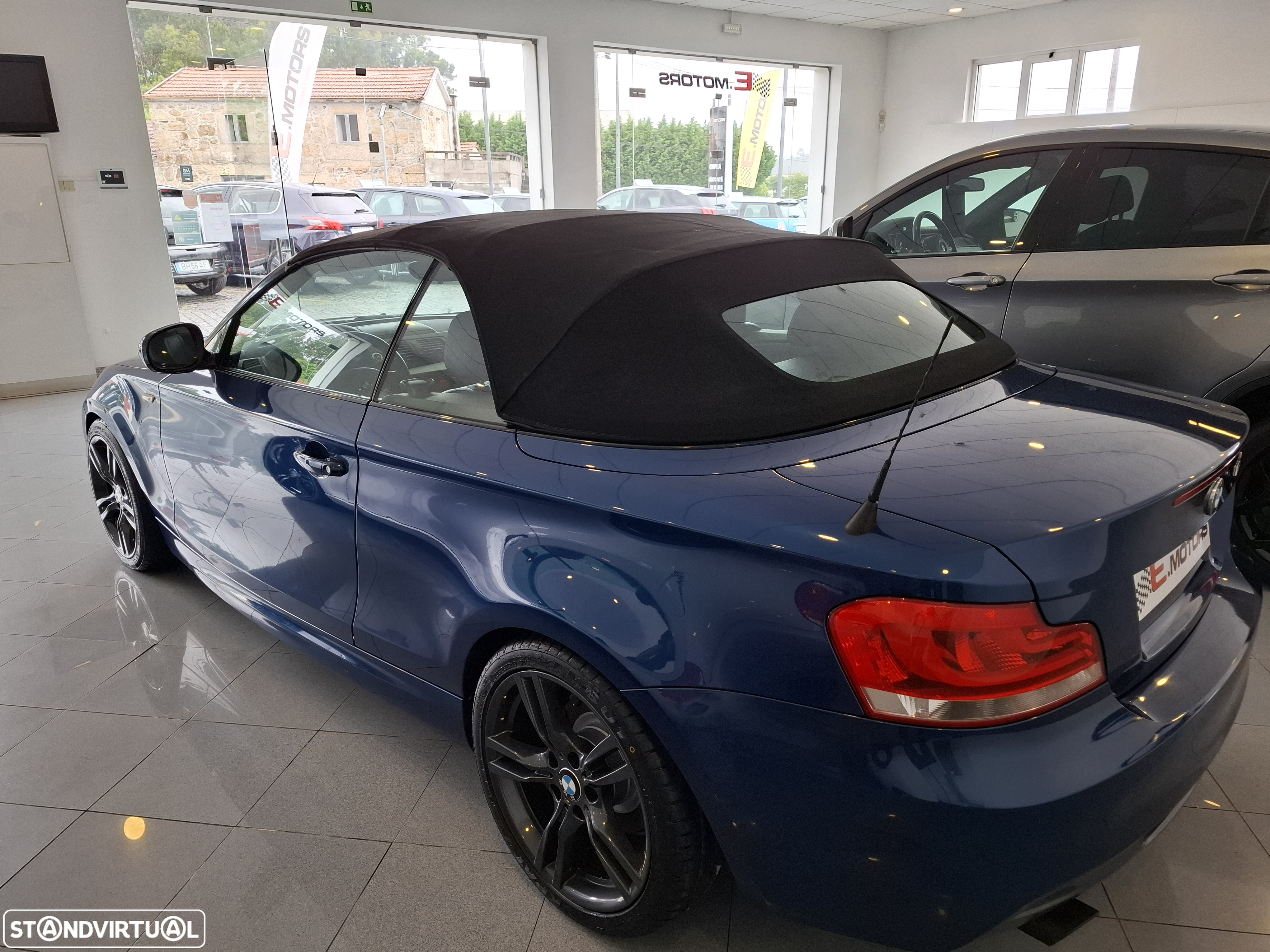 BMW 118 d Pack M - 17