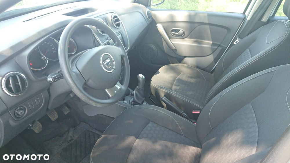 Dacia Sandero 1.2 16V 75 Laureate - 7