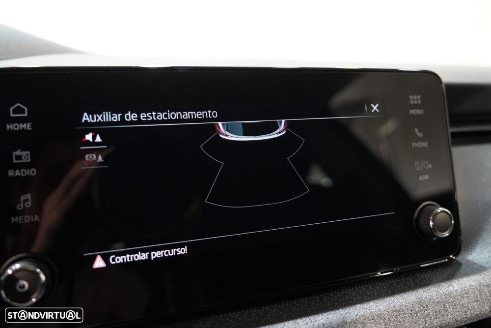 Skoda Kamiq 1.0 TSI Ambition DSG - 32