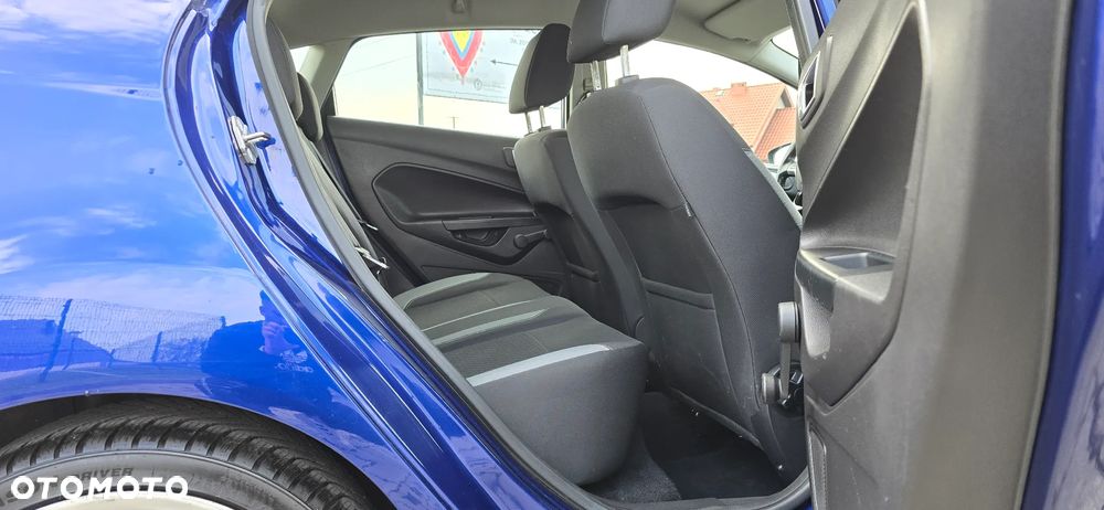 Ford Fiesta 1.0 EcoBoost S&S ST-LINE - 25